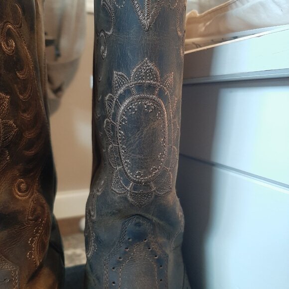 Ariat Magnolia Western Boots - Picture 12 of 14